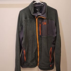 Mountain hardwear sweater